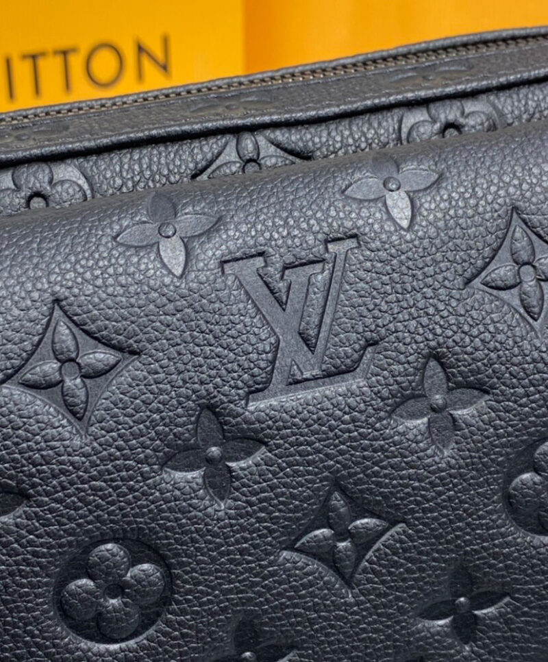 Louis Vuitton Steamer Messenger M57307 Black